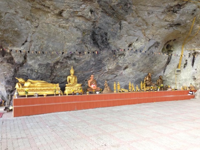 ถ้ำพระกรุ